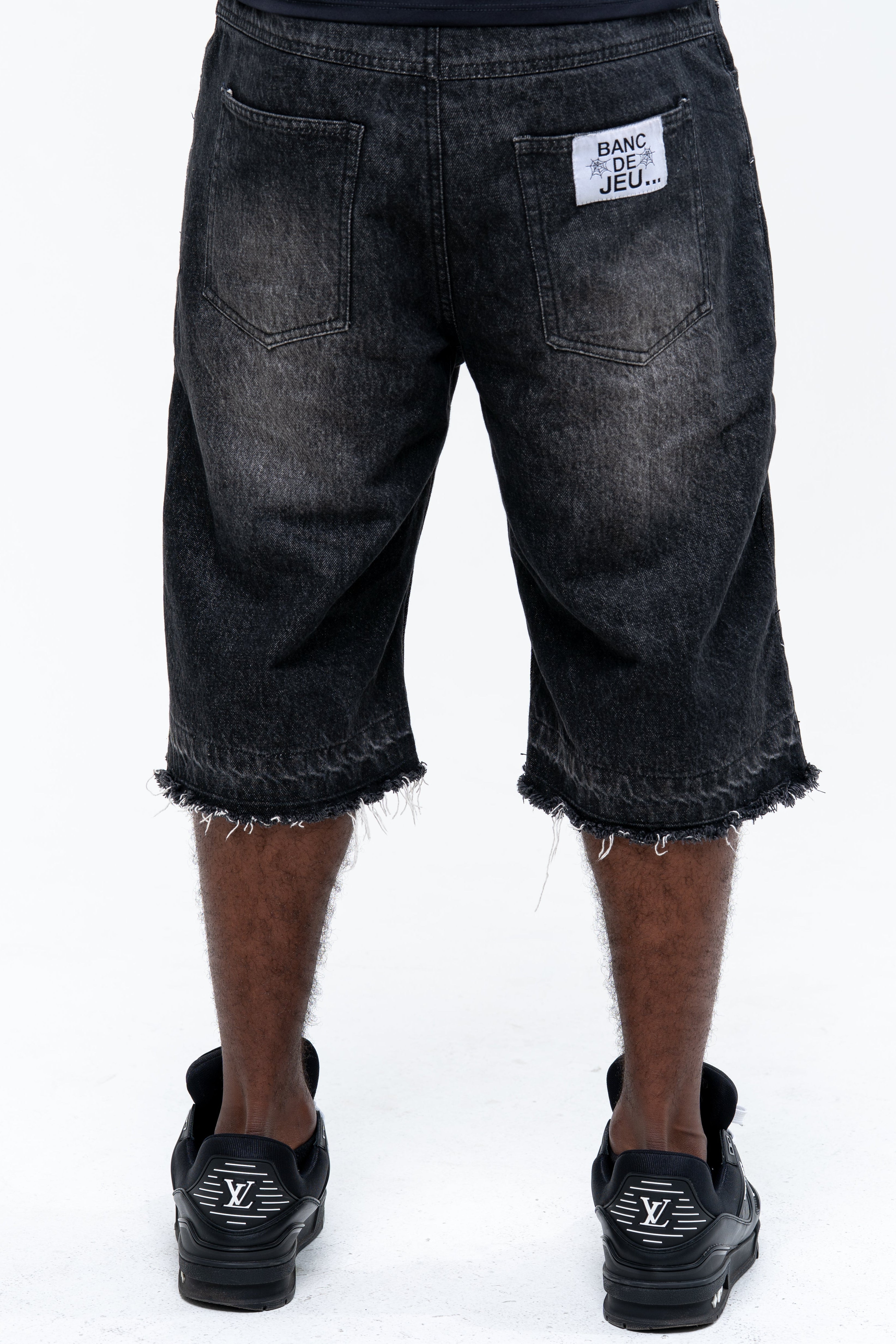Maison Jorts (BLACK) – Benchi